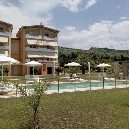 Alex House Aparthotel Zacharo Bagian luar foto