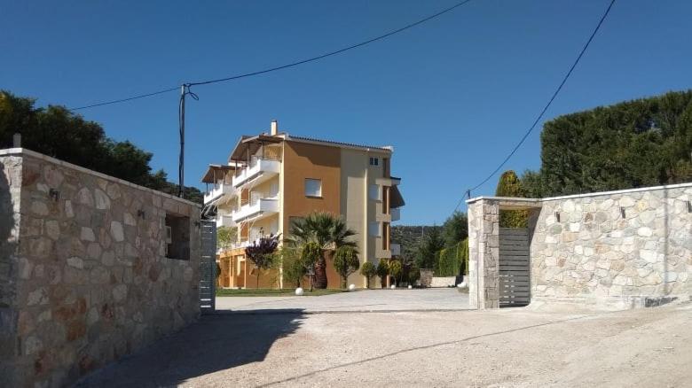 Alex House Aparthotel Zacharo Bagian luar foto