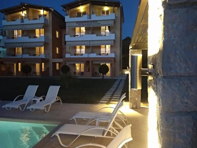 Alex House Aparthotel Zacharo Bagian luar foto