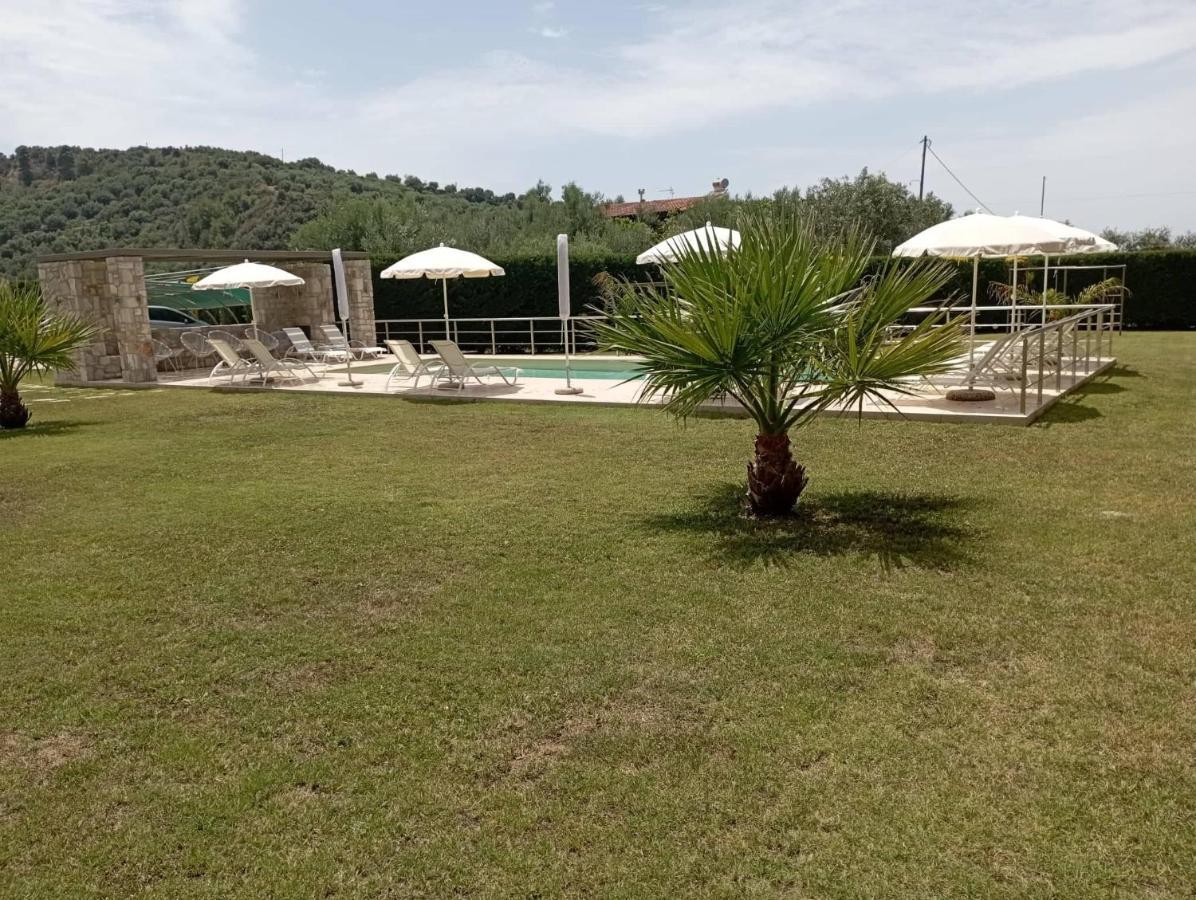 Alex House Aparthotel Zacharo Bagian luar foto